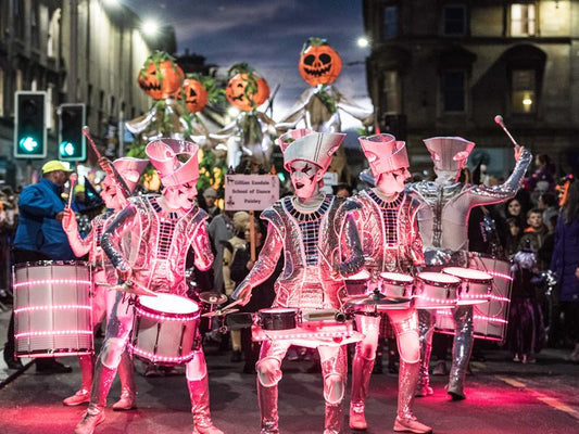 Come and Find Melts My Heart at Paisley Halloween Festival